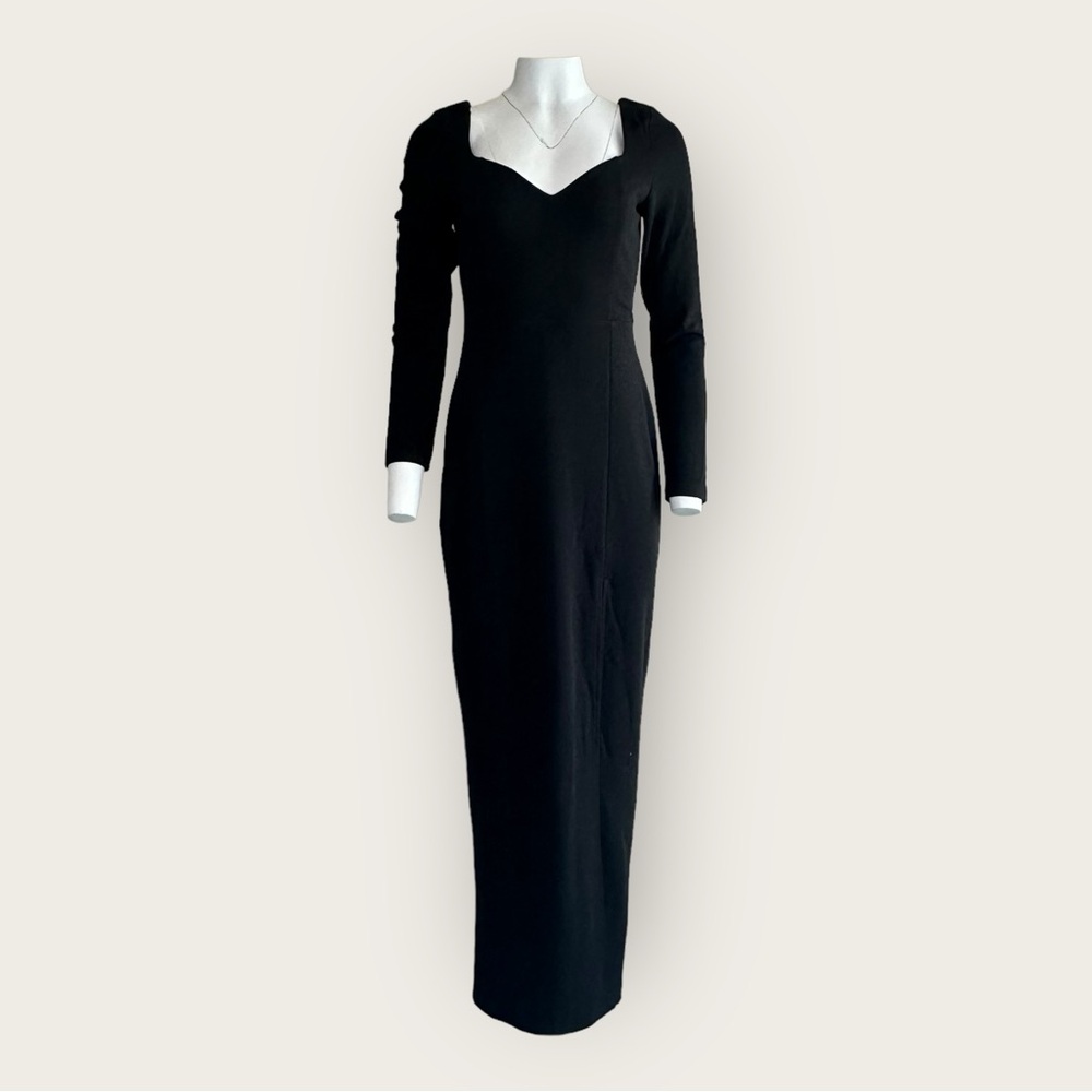 Black Long Sleeve Maxi Dress with Sweetheart Neckline